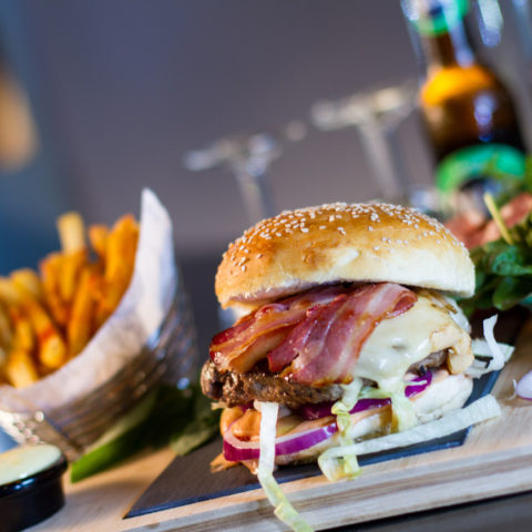 lucien-la-bricole-burger-saint-nectaire