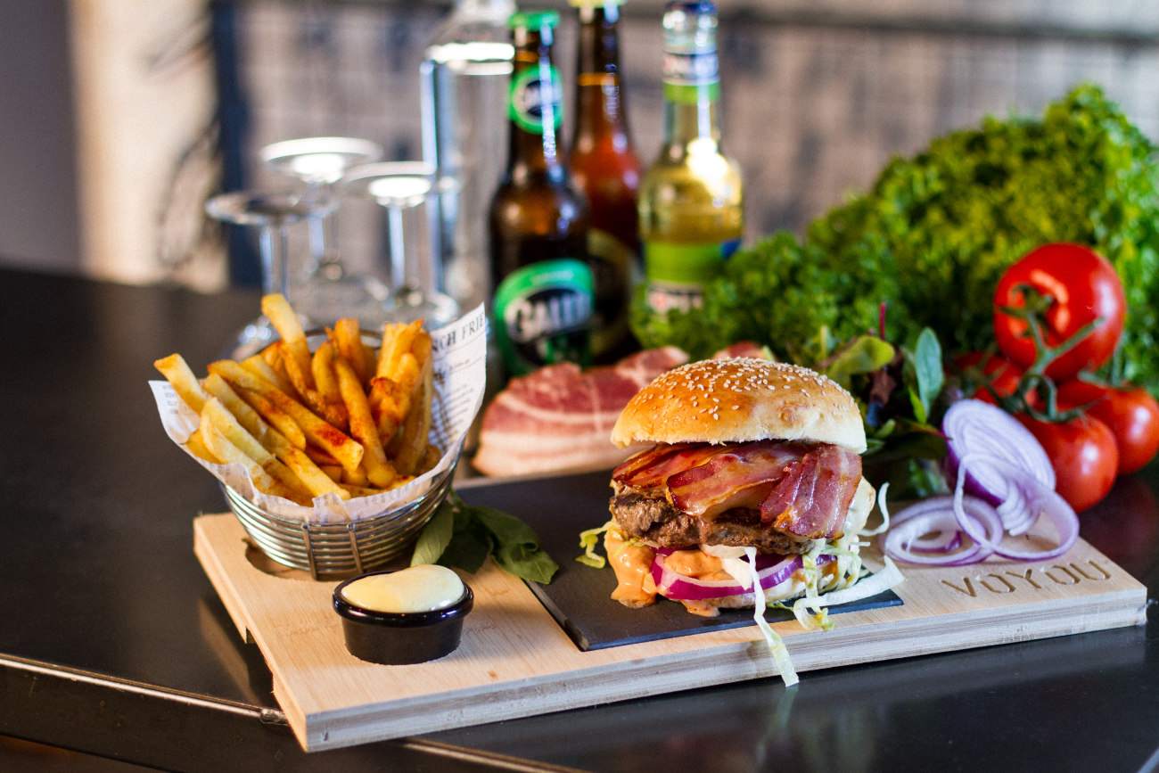Burger voyou bleu